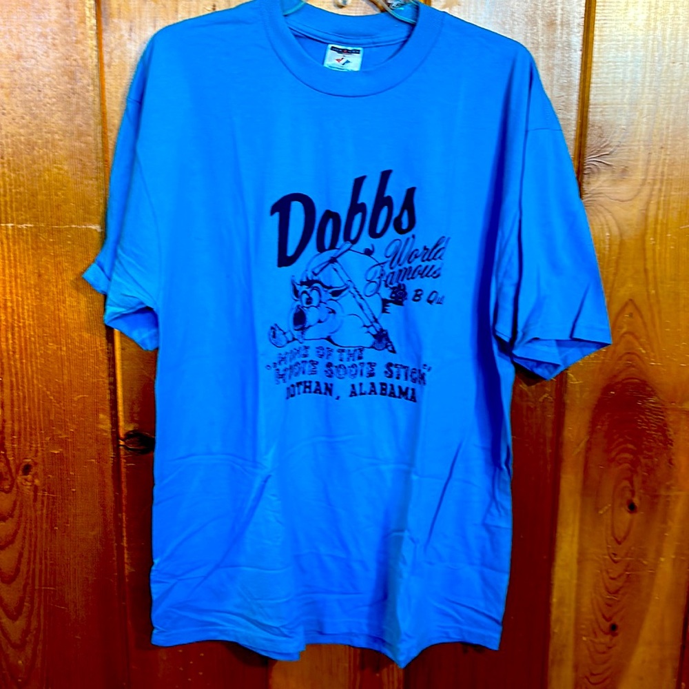 Dobbs World Famous Bar B Que Tee